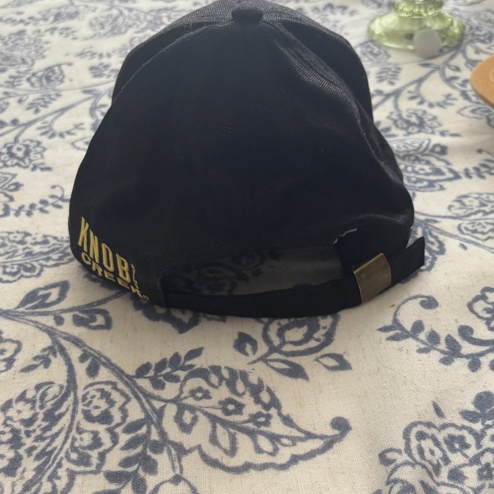 Black Cap - Picture 2 of 2
